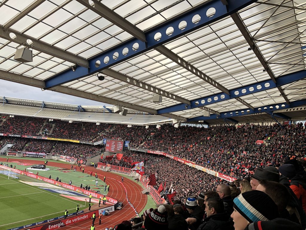 สนาม Max-Morlock-Stadion ของเนิร์นแบร์ก