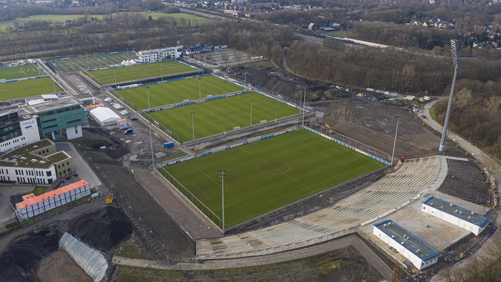 สนาม Parkstadion ของชาลเค