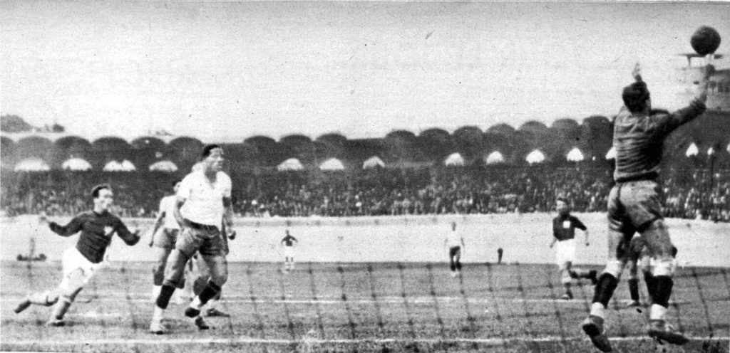 สนาม Stade Chaban-Delmas (Parc Lescure) ของบอร์กโดซ์