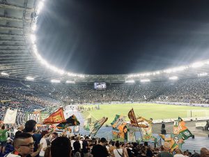 สนามสตาดีโอ โอลิมปิโก กรุงโรม บ้านร่วมของโรมาและลาซิโอ
