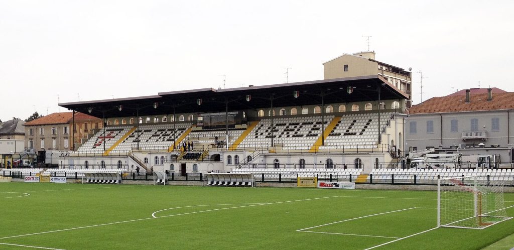 สนาม Stadio Silvio Piola (Vercelli) ของโปร แวร์เชลลี
